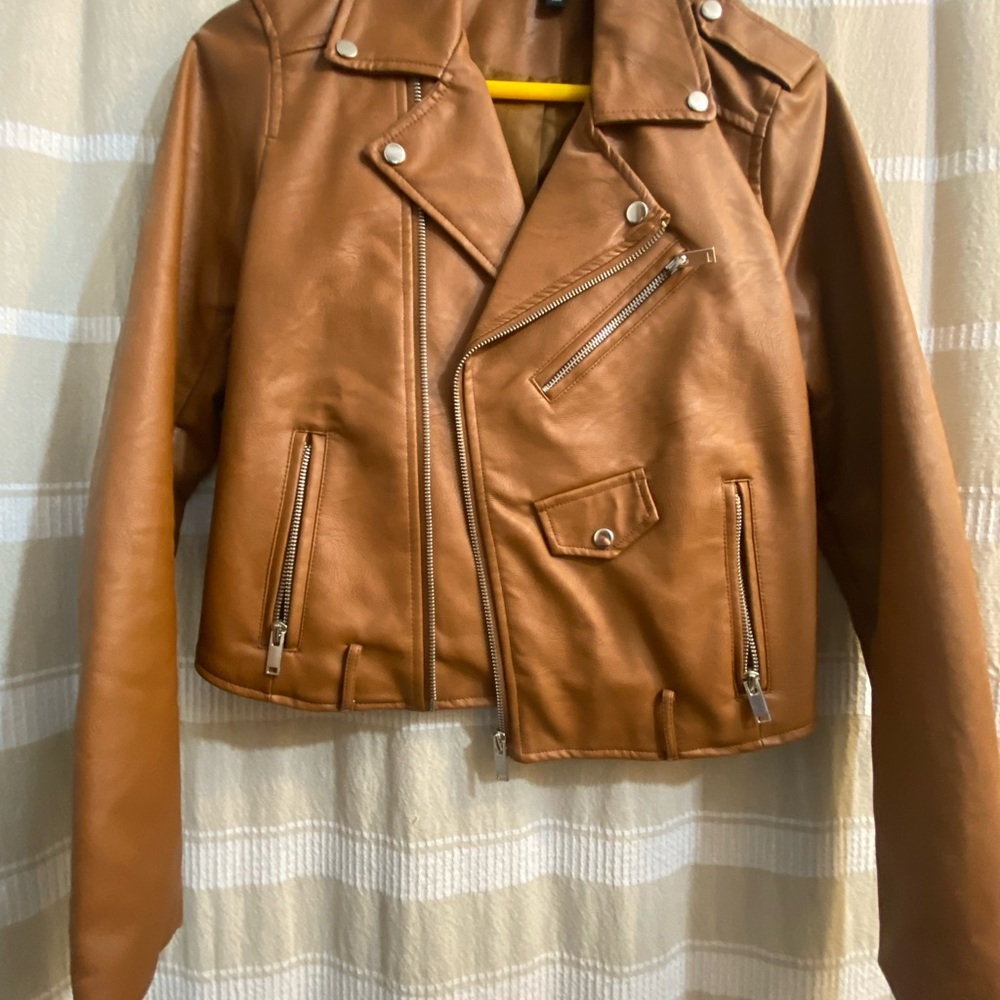 Chic Brown Leather Moto Jacket with Asymmetrical Zipper